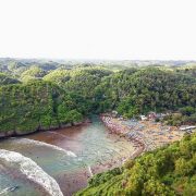 pantai baron jogja